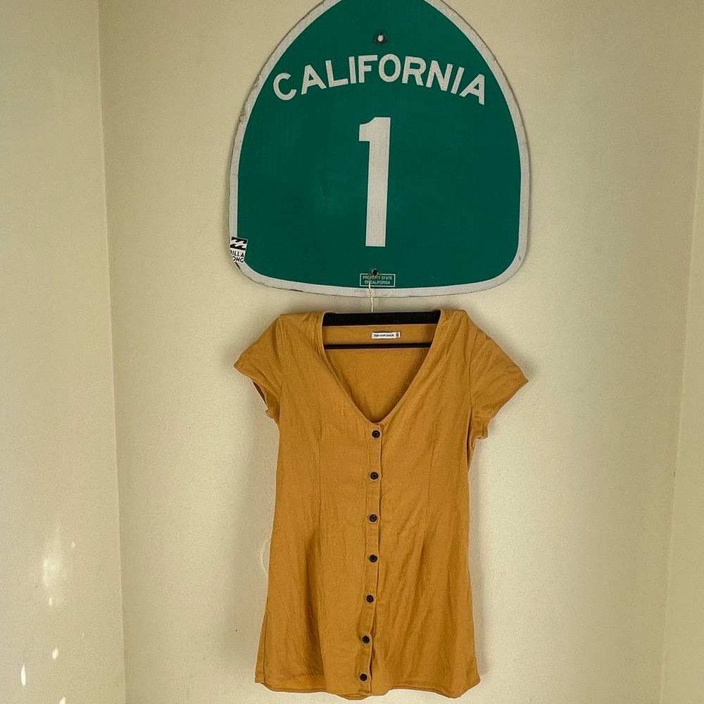 Monica inspired button front dress, wear with chucks to complete the outfit!